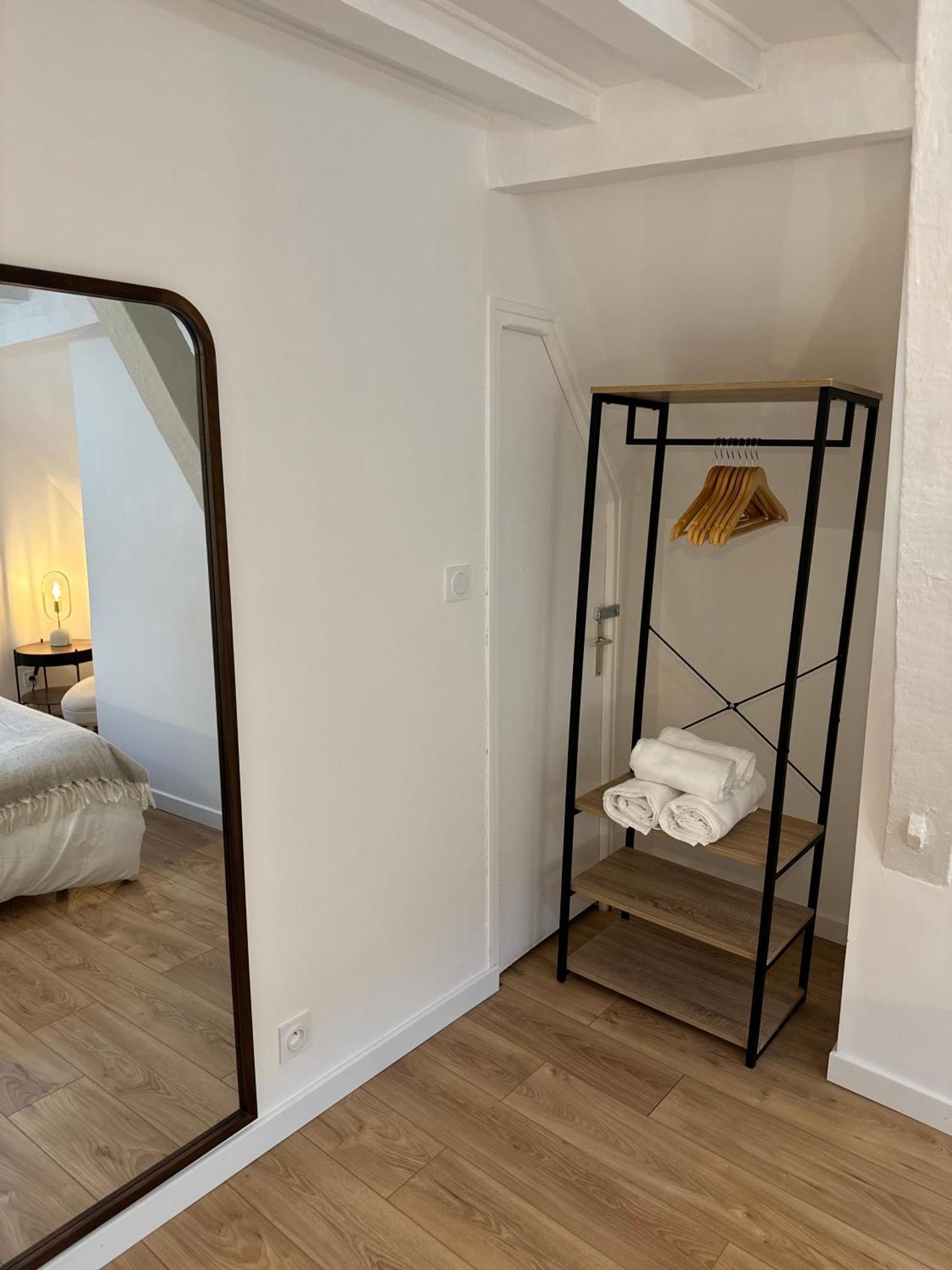 La Suite - Parvis Cathedrale ชาร์ตร ภายนอก รูปภาพ